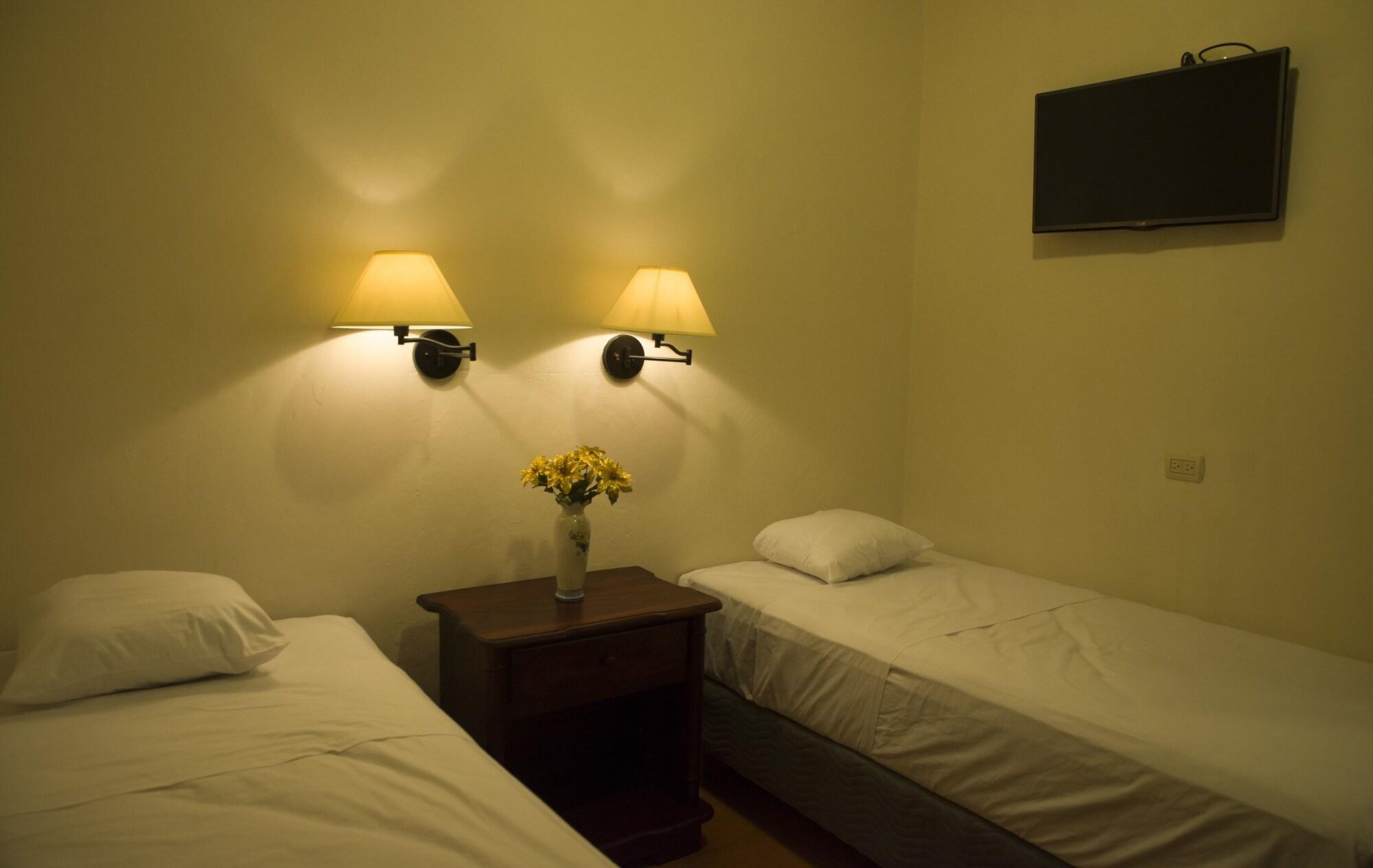 Hotel Real La Merced Гранада Экстерьер фото