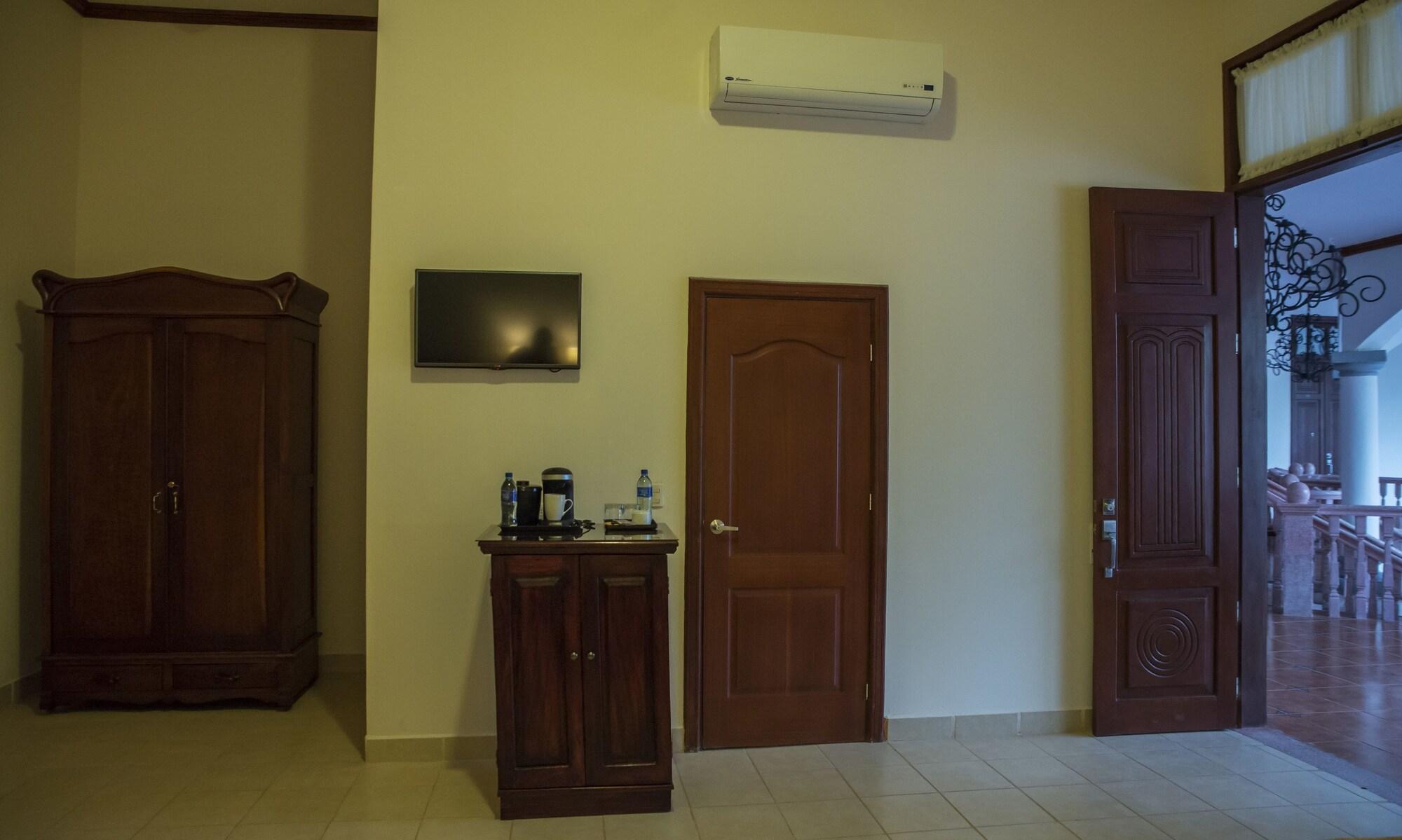 Hotel Real La Merced Гранада Экстерьер фото